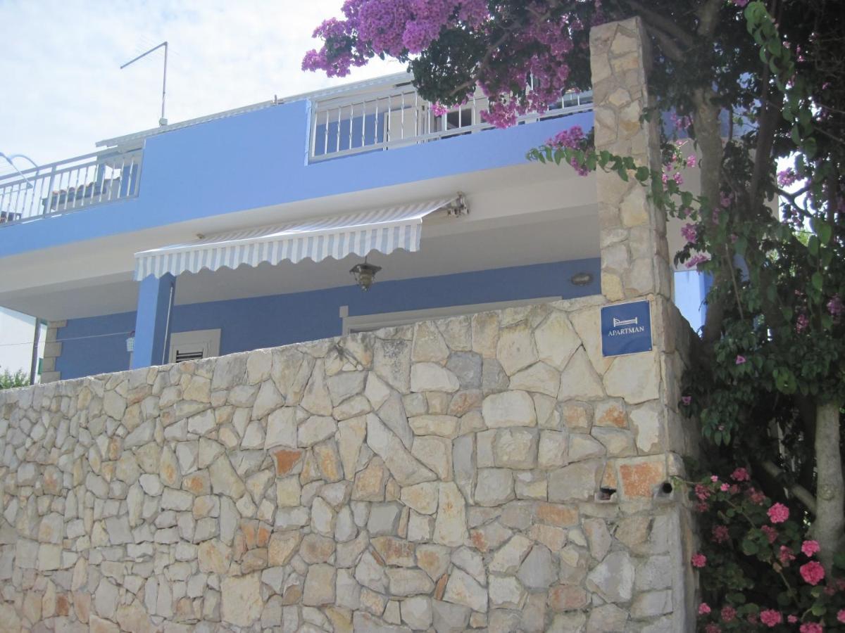 Apartments By The Sea Maslinica, Solta - 14748 المظهر الخارجي الصورة